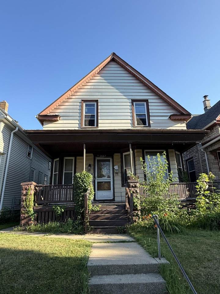 2607 Grant St - Photo 1