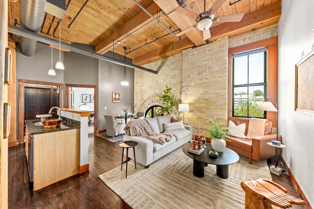 https://bt-photos.global.ssl.fastly.net/milwaukee/1280_boomver_1_1970566-2.jpg