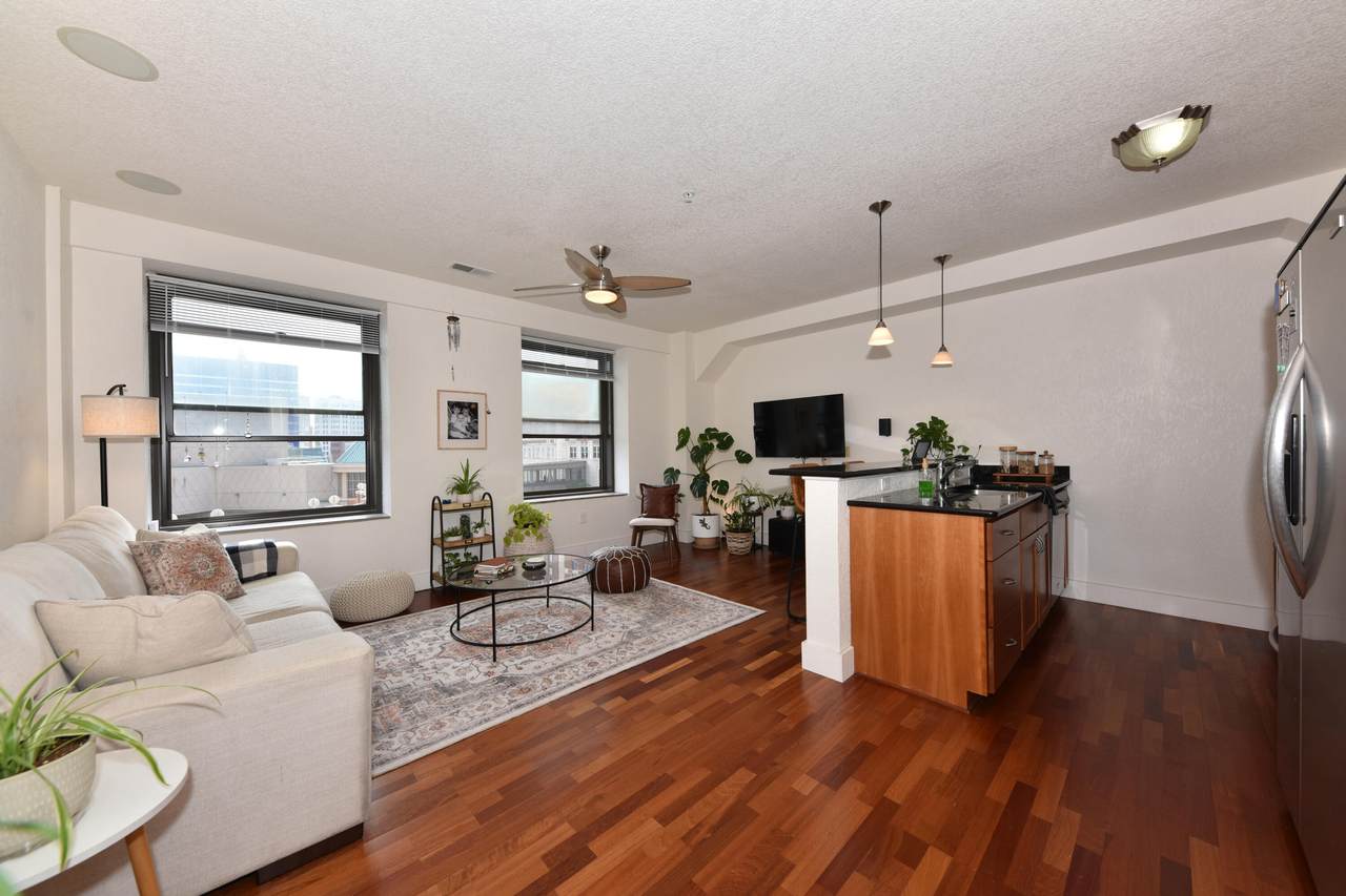 606 Wisconsin Ave - Photo 1