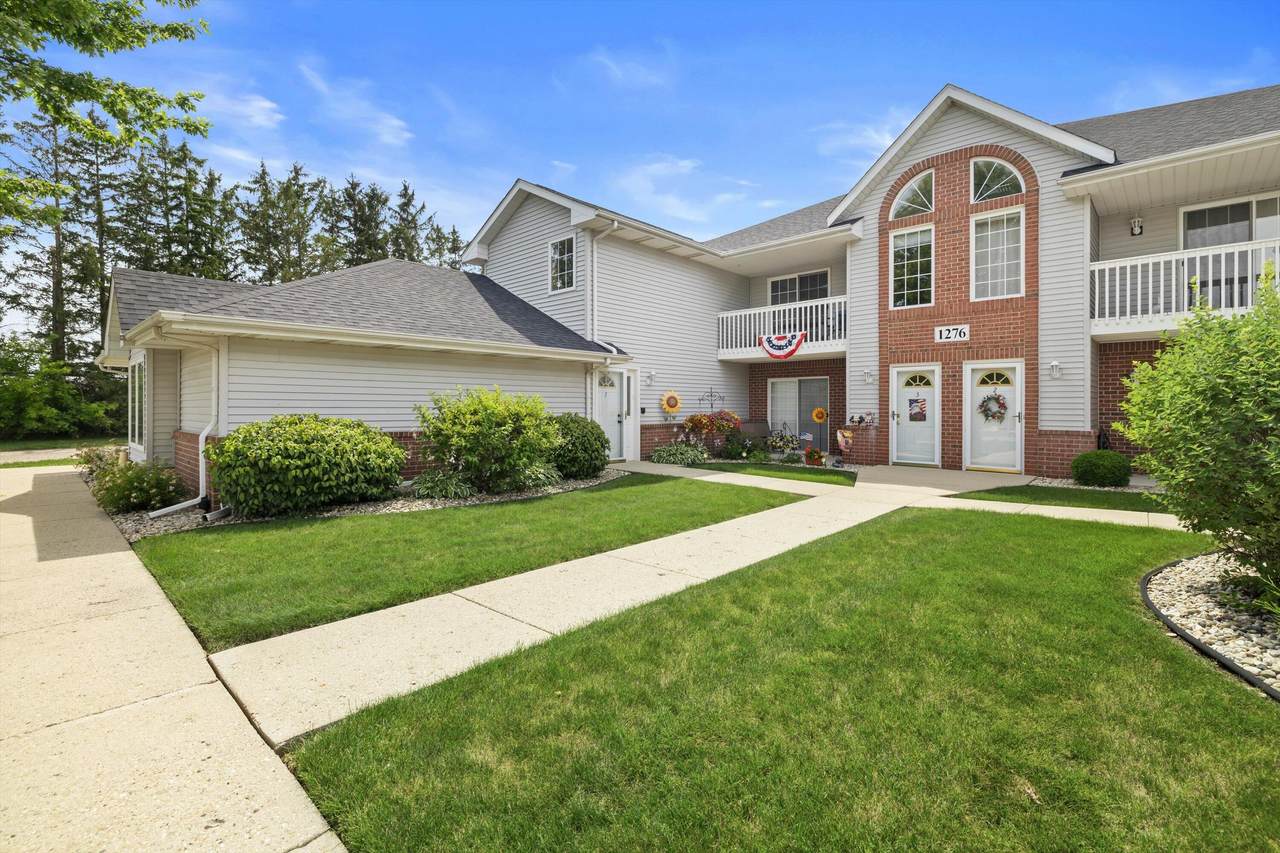 1276 Village Centre Dr - Photo 1