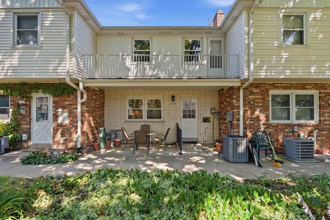 5069 Colonial Ct - Photo 1
