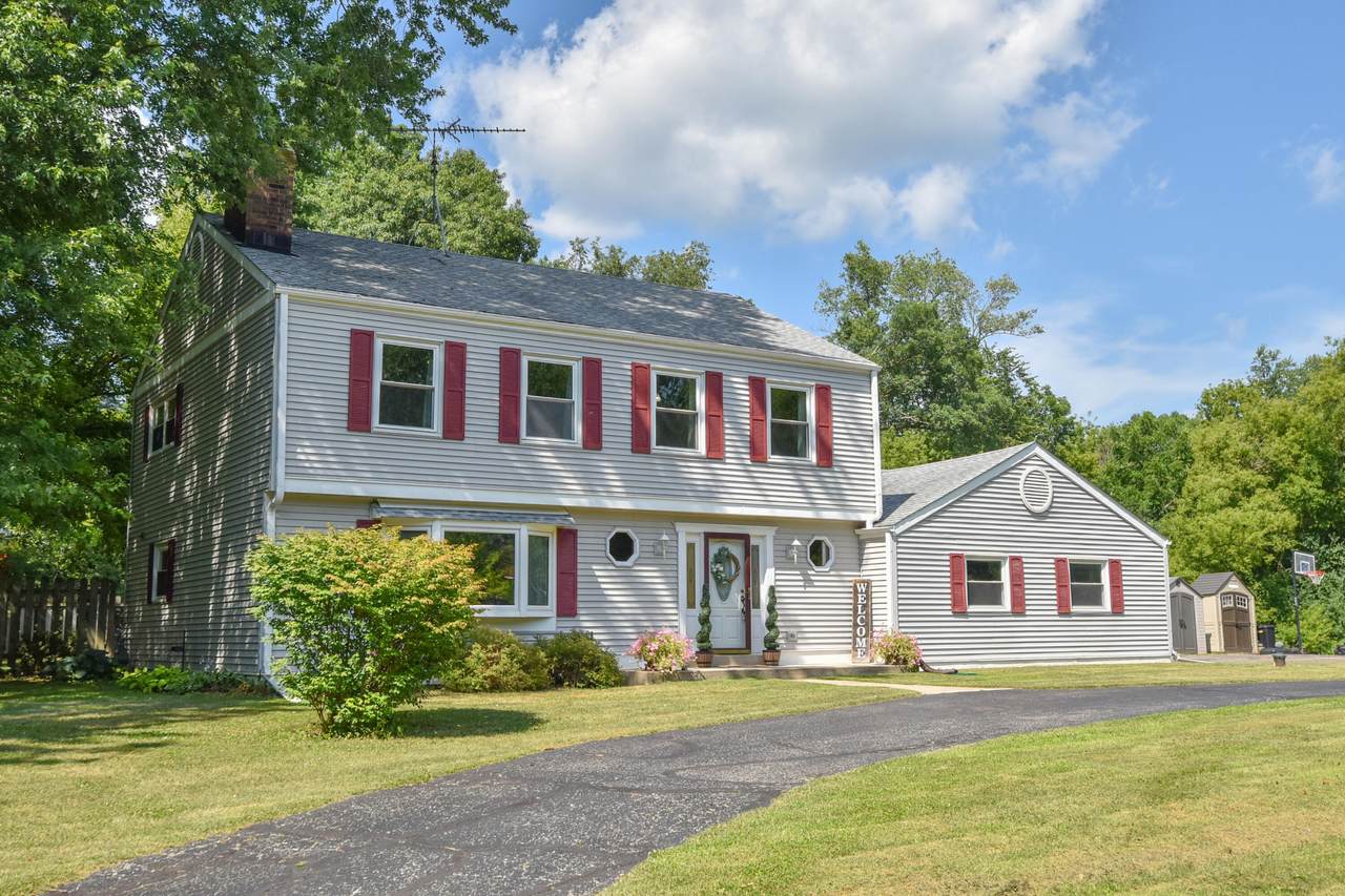 731 Tipperary Ln - Photo 1