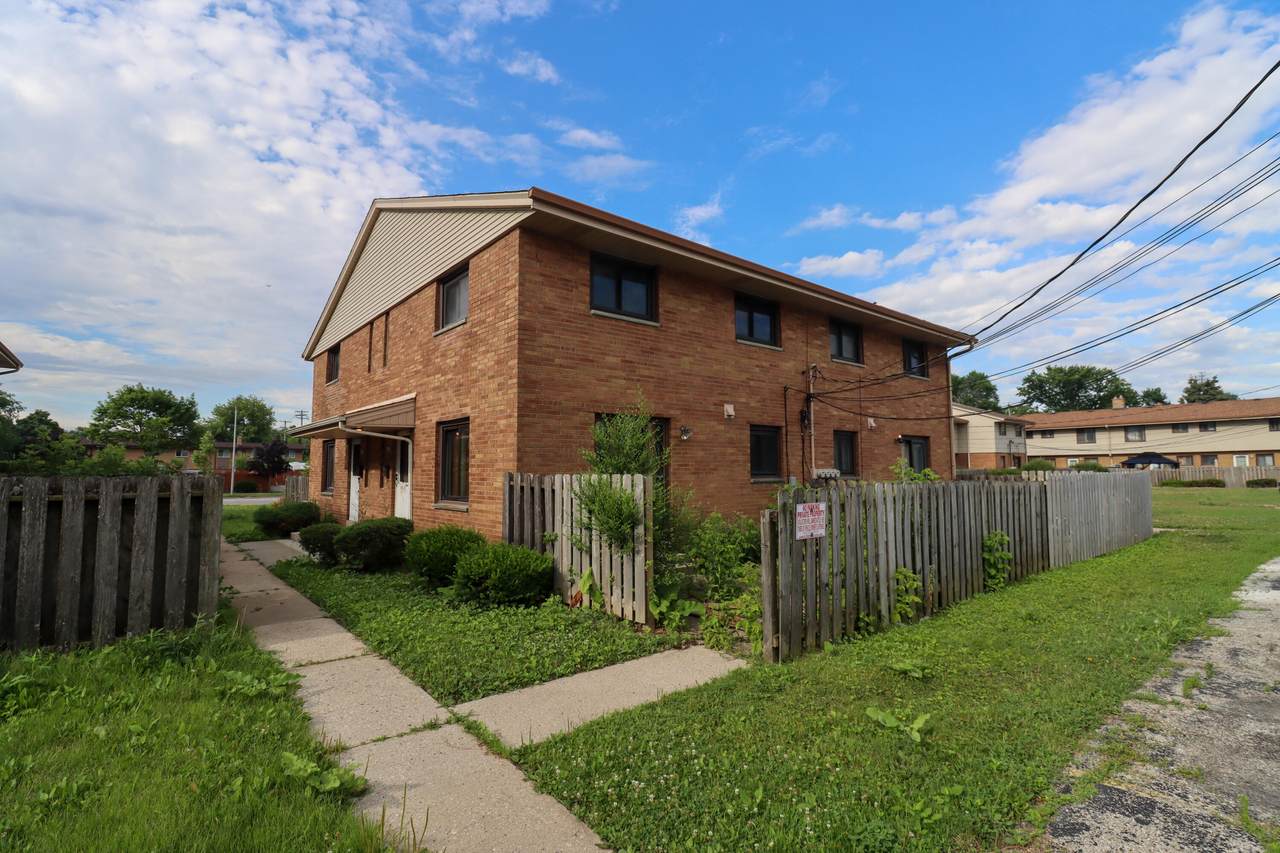 8410 Villard Ave - Photo 1