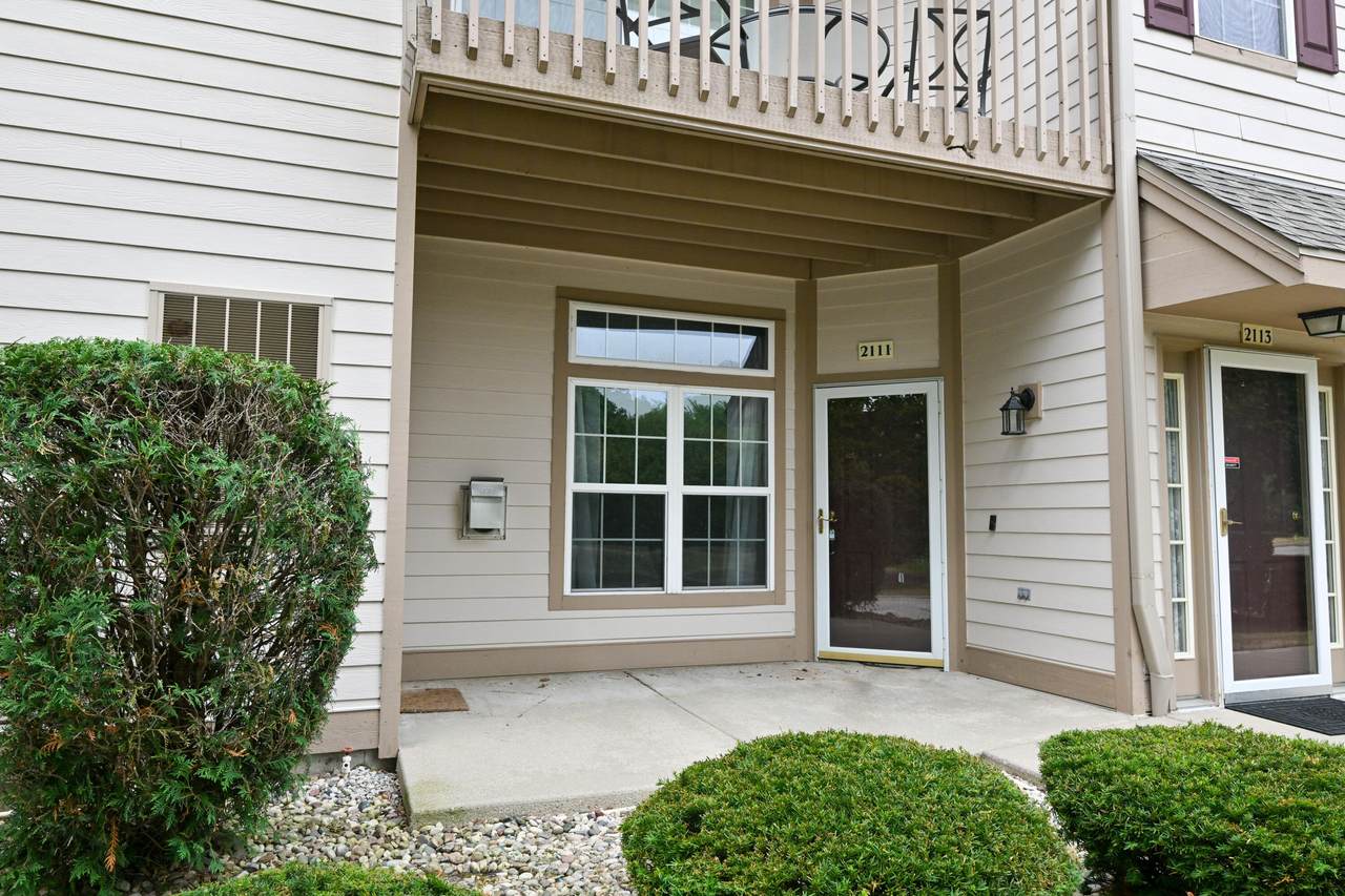 2111 Vista Bella Dr - Photo 1