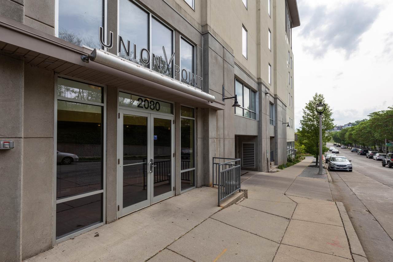 2080 Commerce St - Photo 1