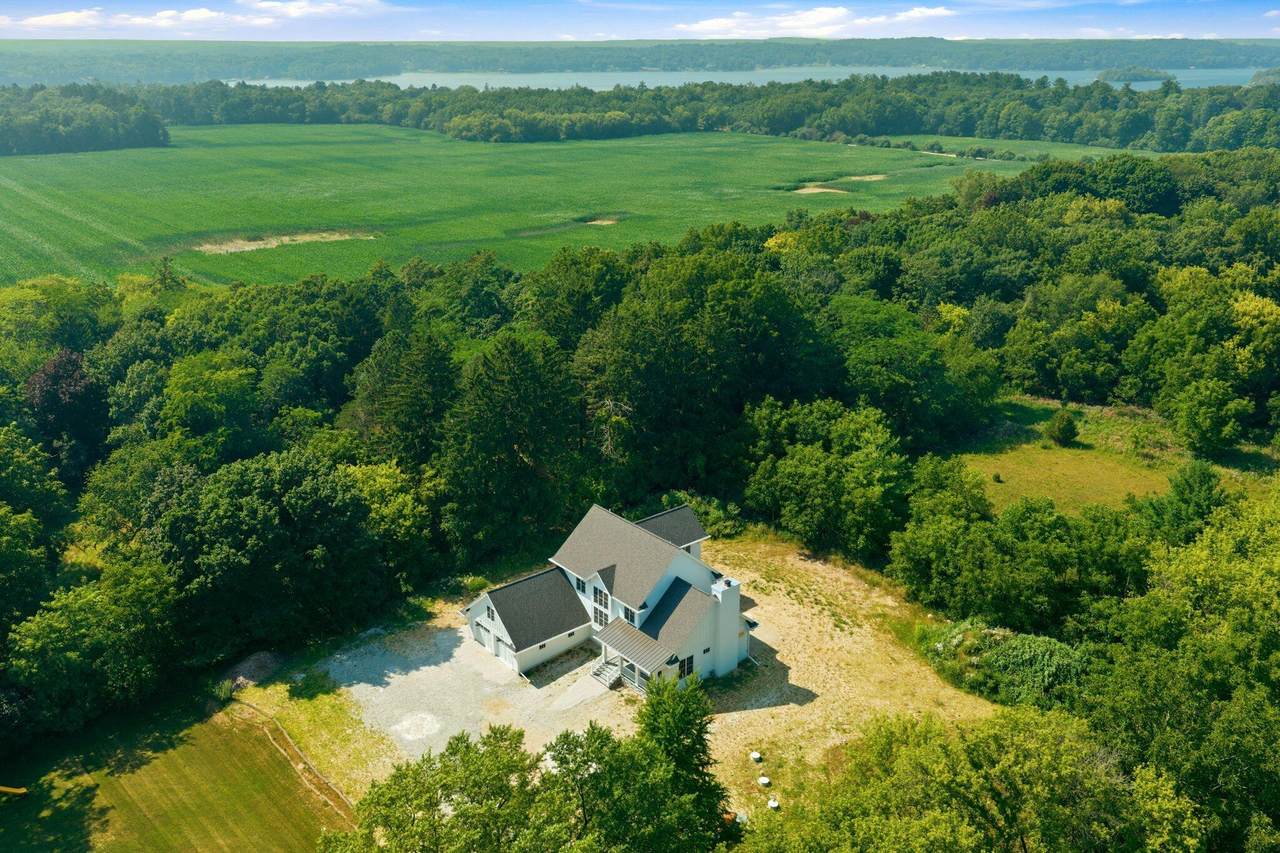N48W31390 State Road 83 - Photo 1