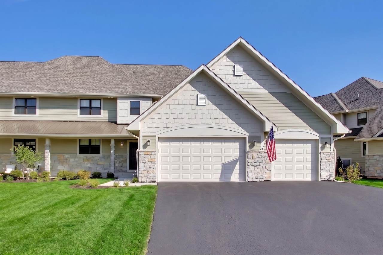 699 Greenview Cir - Photo 1
