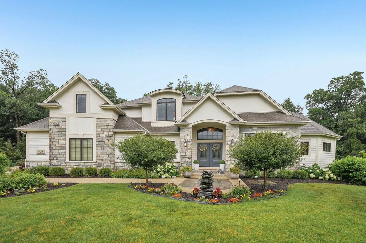 1646 Twisted Oak Ct - Photo 1