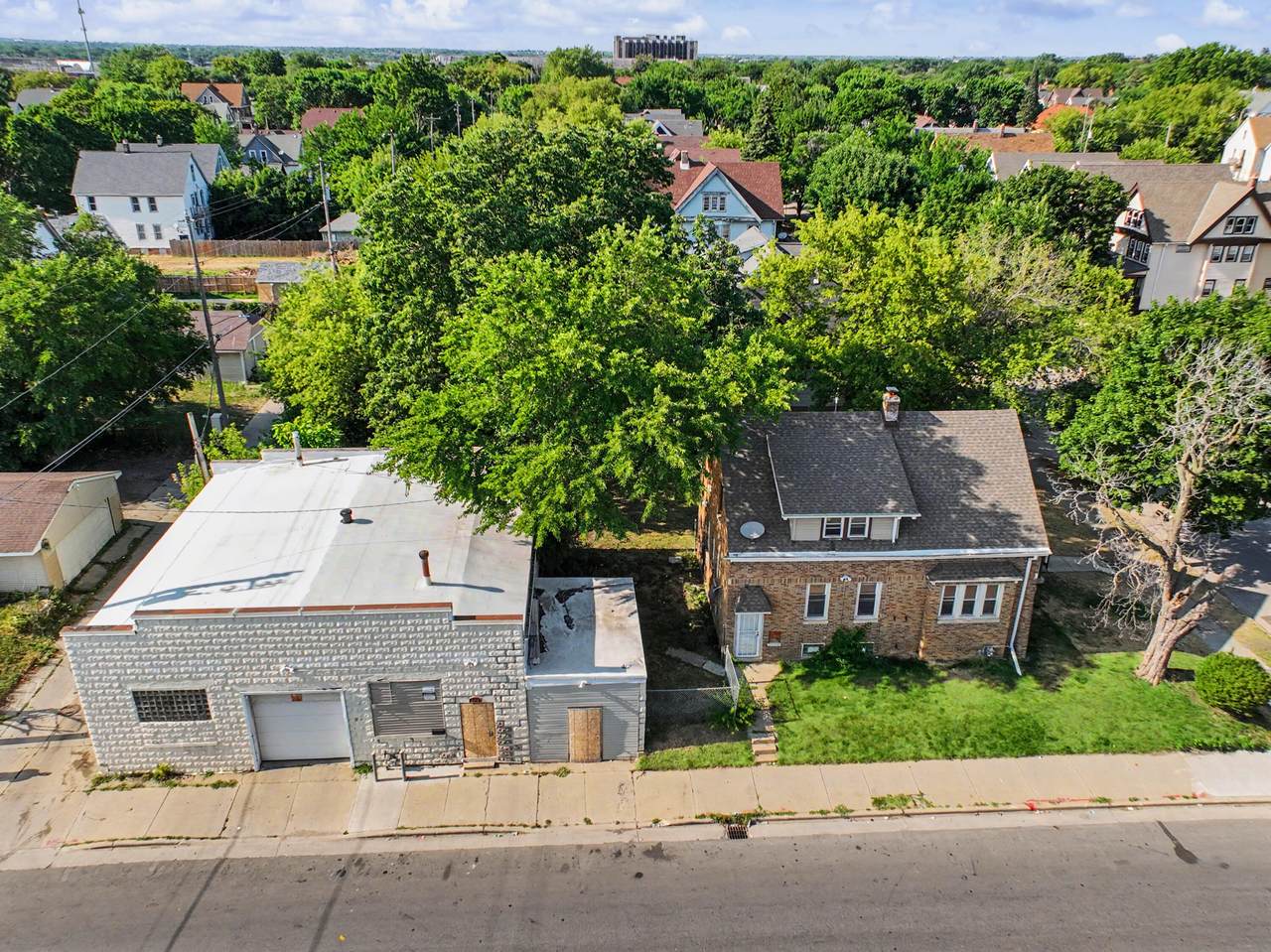 3103 28th St - Photo 1