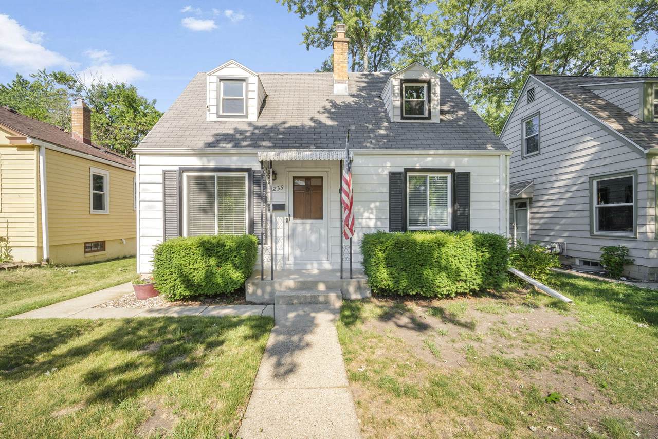 3235 88th St - Photo 1