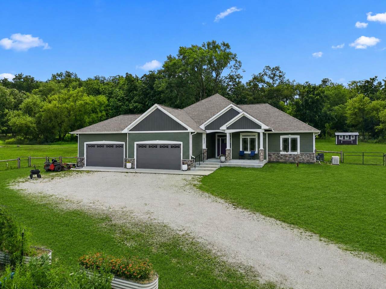 6847 State Road 36 - Photo 1