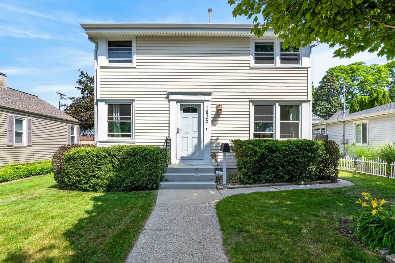 1826 Fernwood Ave - Photo 1