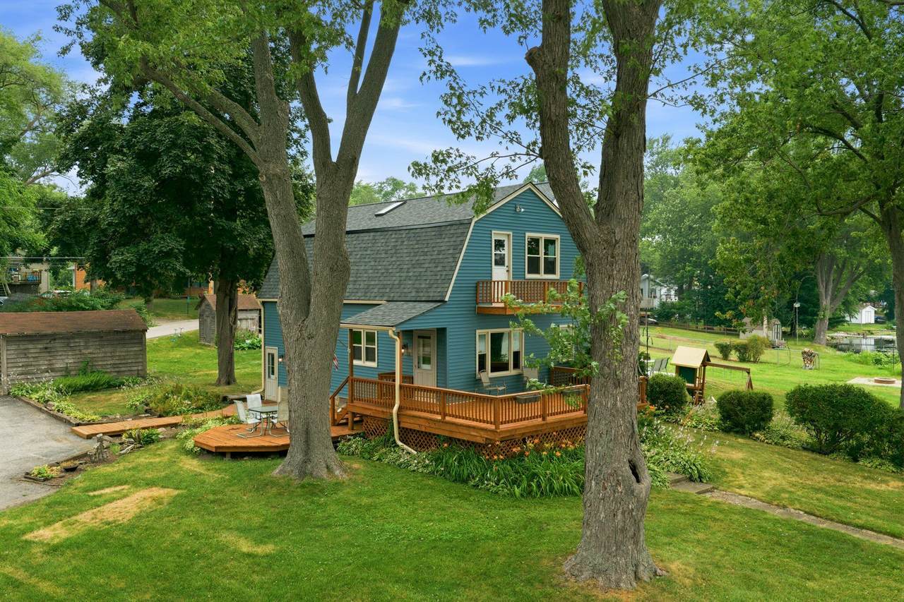 10317 195th Ave - Photo 1