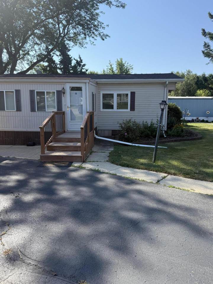 1463 Sunrise Trl - Photo 1