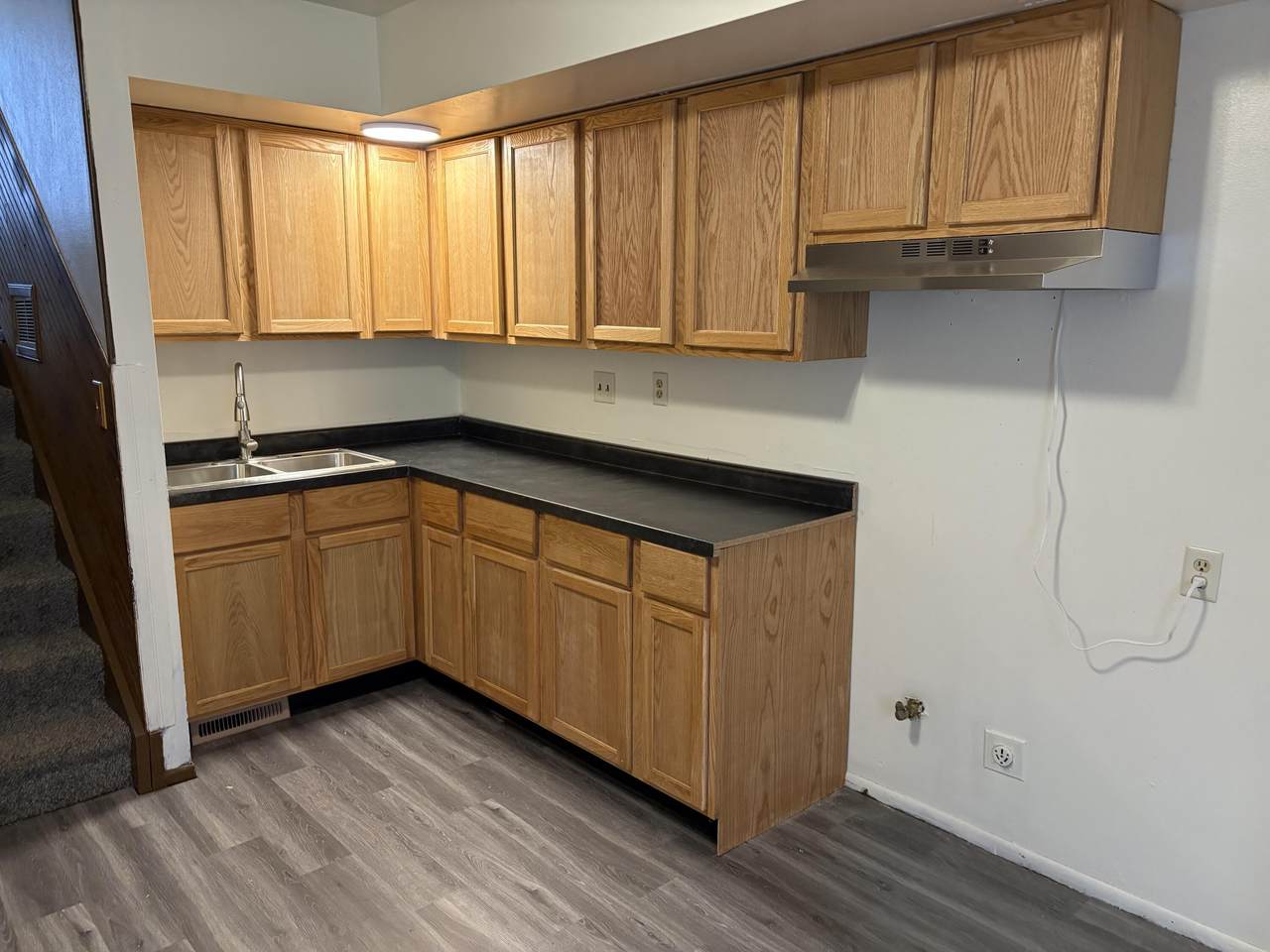 9011 Swan Rd - Photo 1