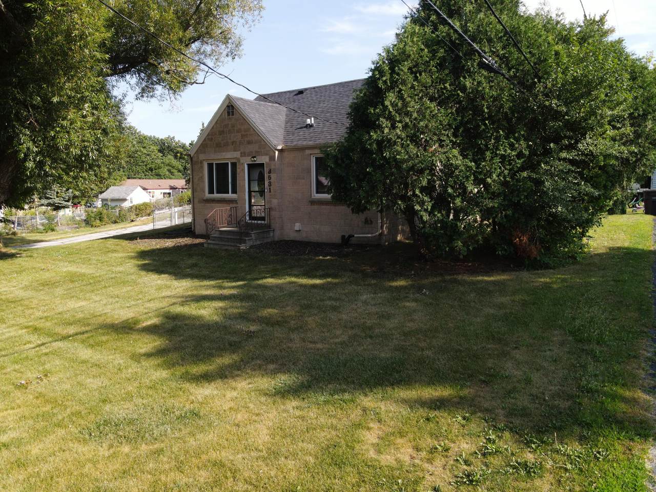 3531 Rawson Ave - Photo 1