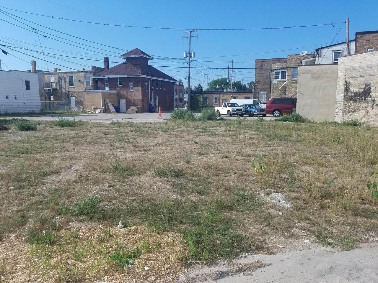 2208 Roosevelt Rd - Photo 1