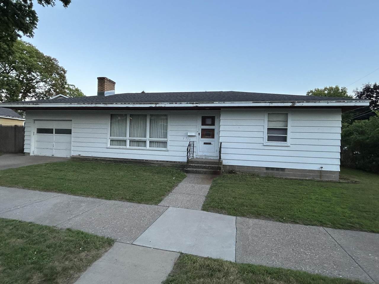920 Zeisler St 731 10th St N St - Photo 1