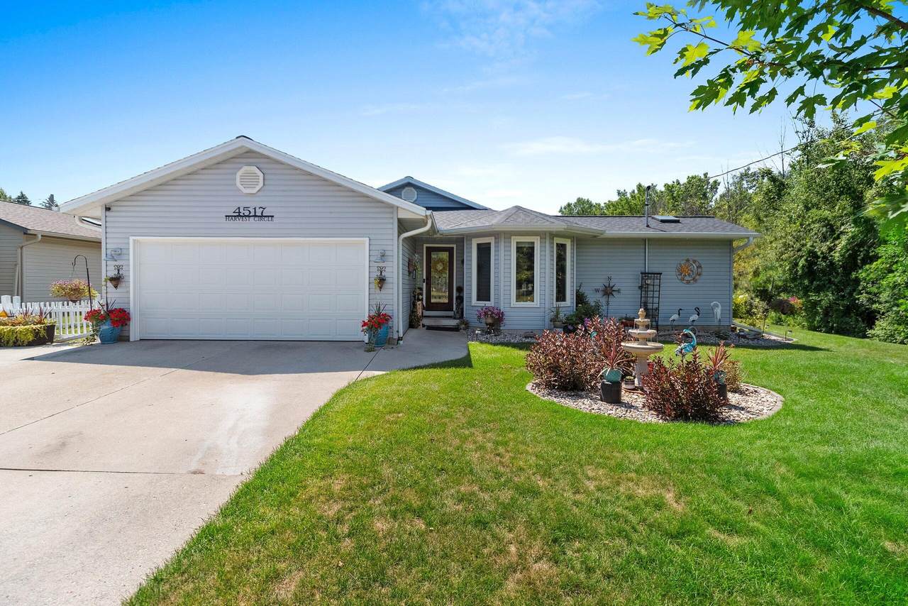 4517 Harvest Cir - Photo 1