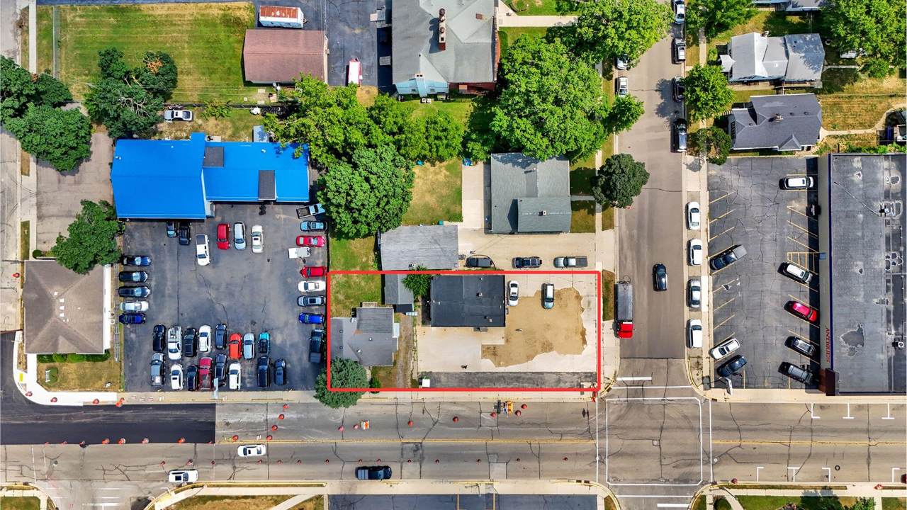 905 Williams St - Photo 1