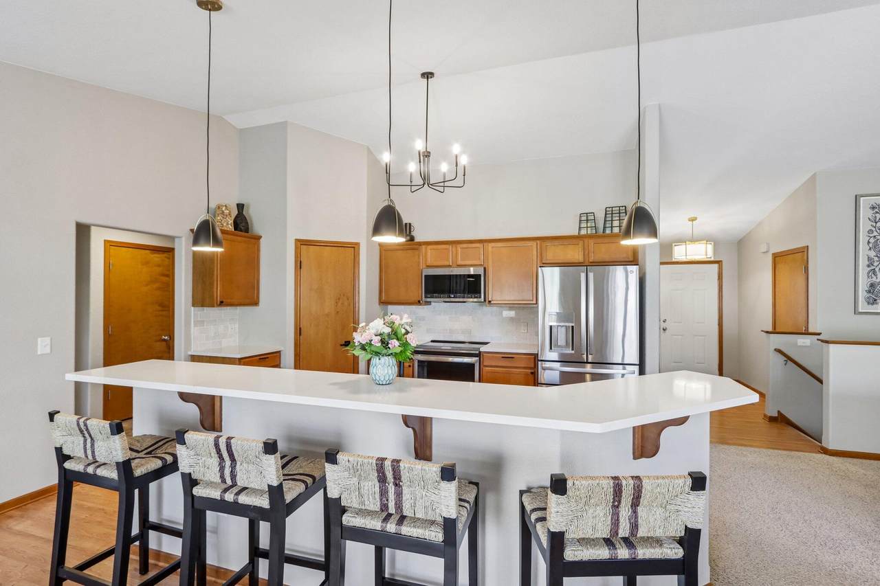 1120 Black Walnut Pass - Photo 1