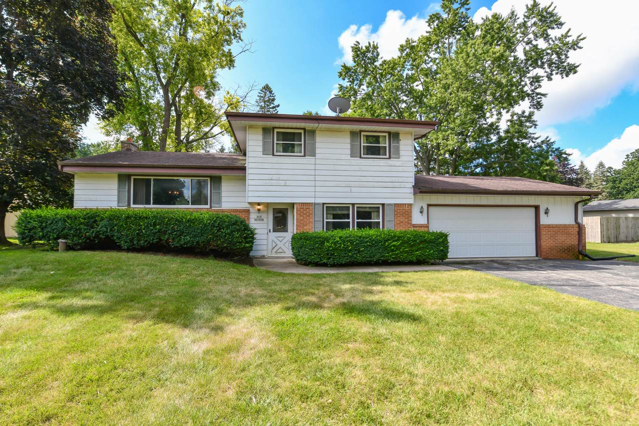 S67W13871 Fleetwood Rd - Photo 1