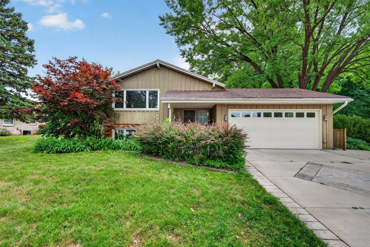 1711 Clayton Crest Ave - Photo 1