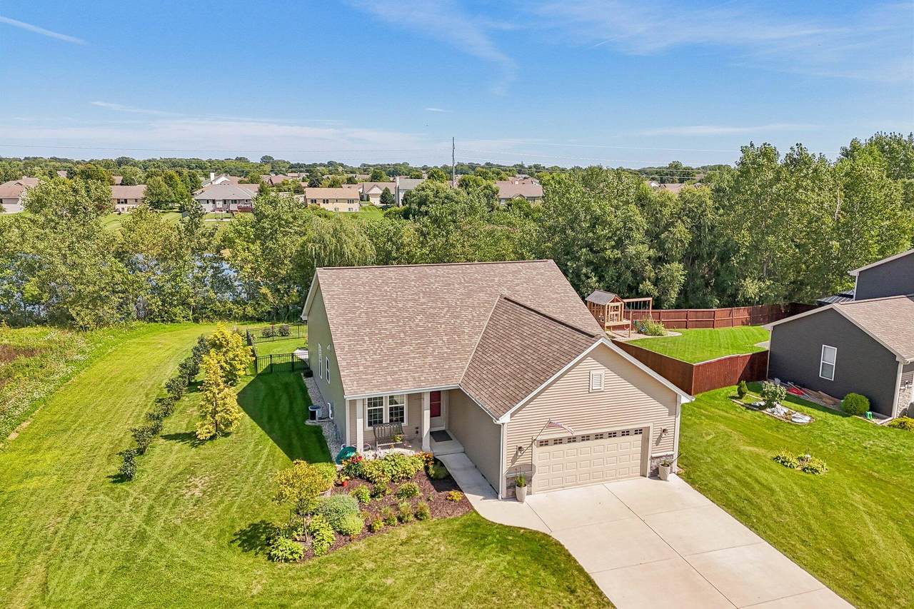 2123 Summerset Dr - Photo 1