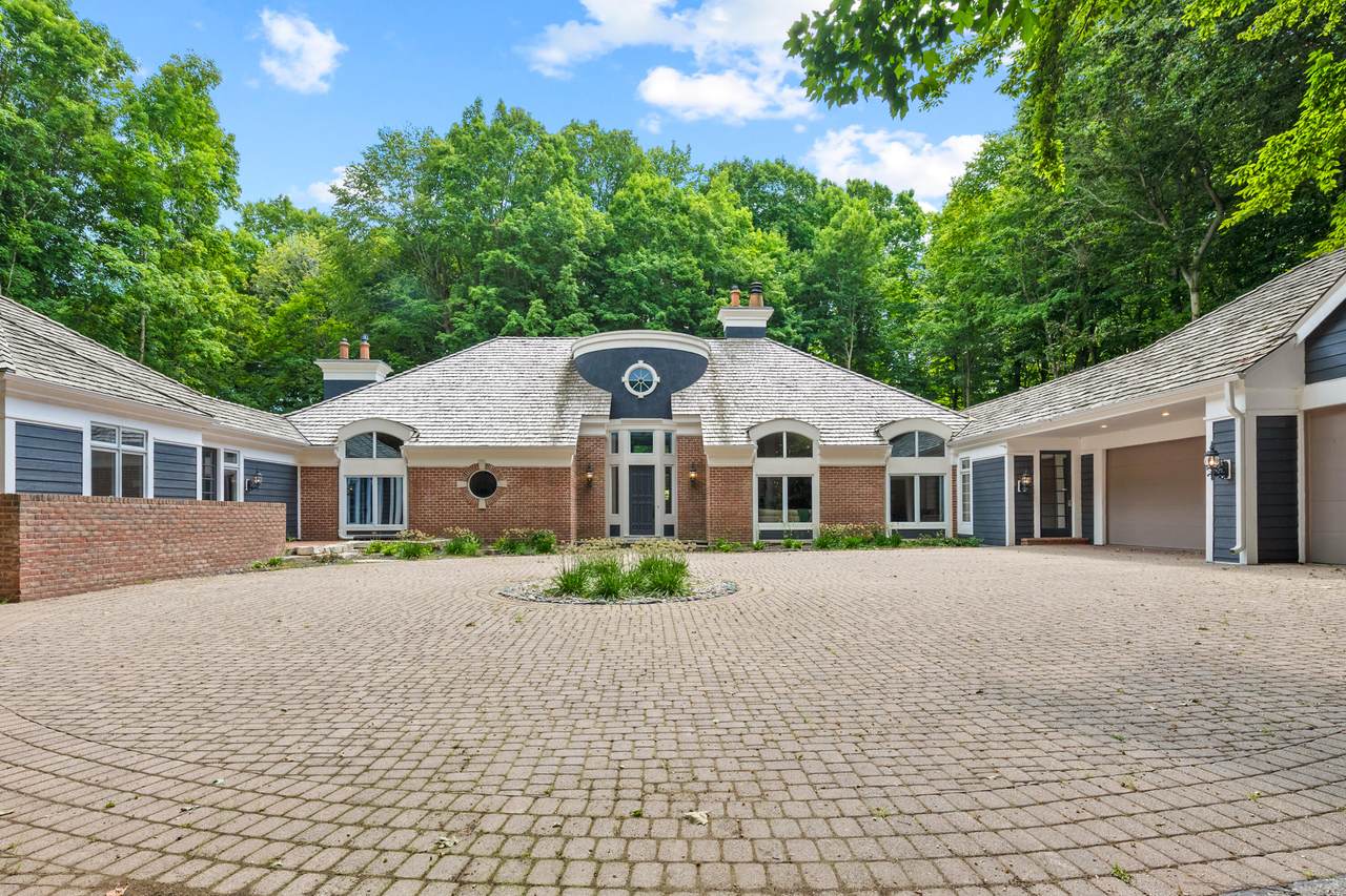 889 Horns Corners Rd - Photo 1