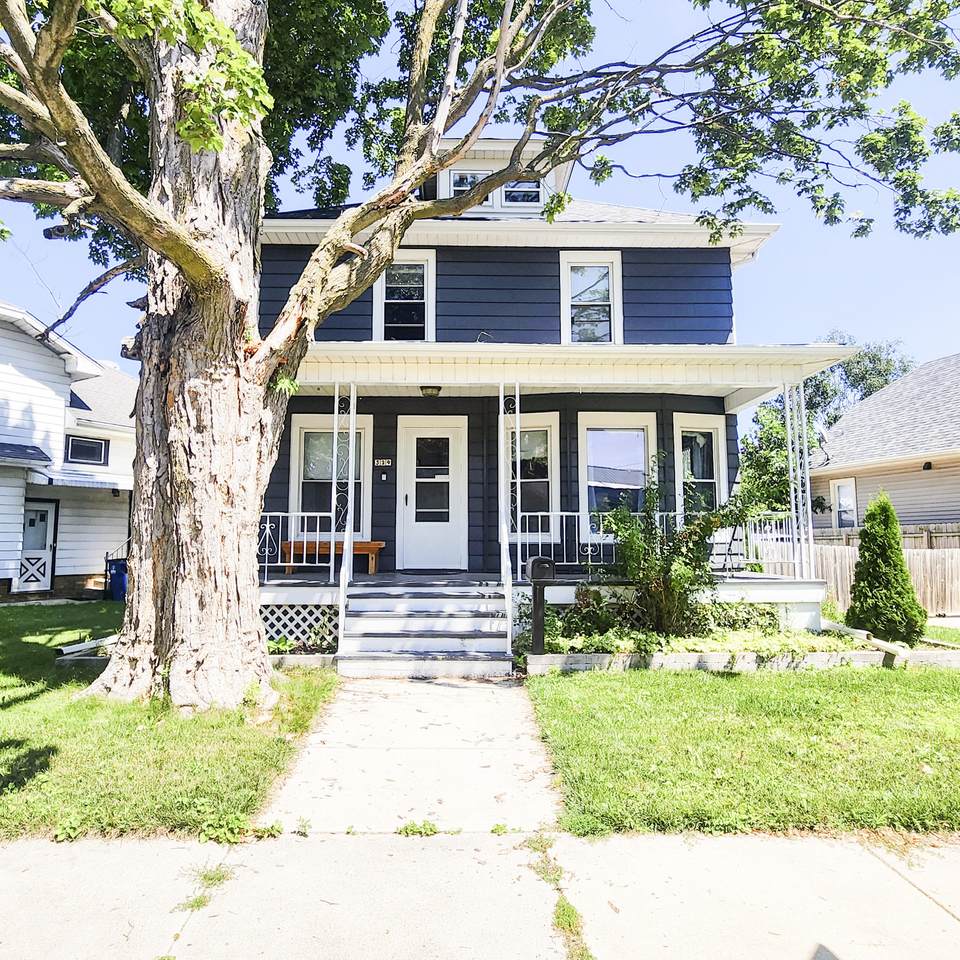 529 West Blvd - Photo 1