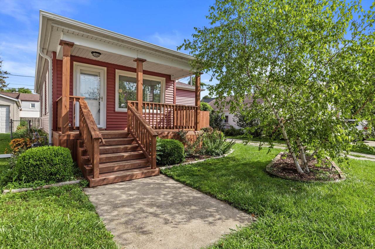 1712 Athaleen Ave - Photo 1