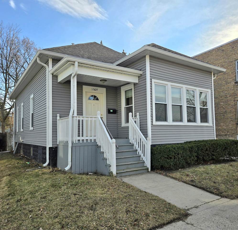 1009 58th St - Photo 1