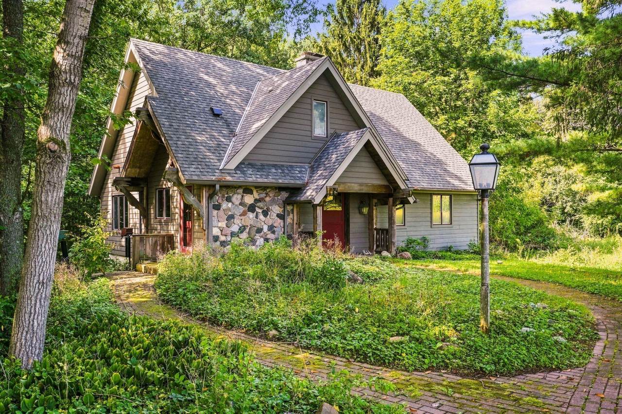 W340N9005 Townline Rd - Photo 1
