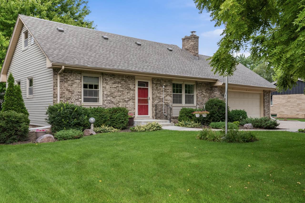 4328 Pennington Ln - Photo 1