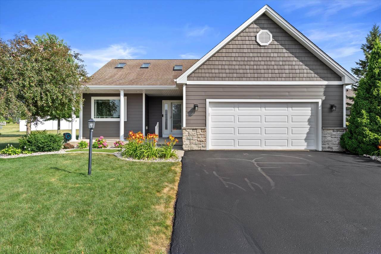6413 Merganser Dr - Photo 1