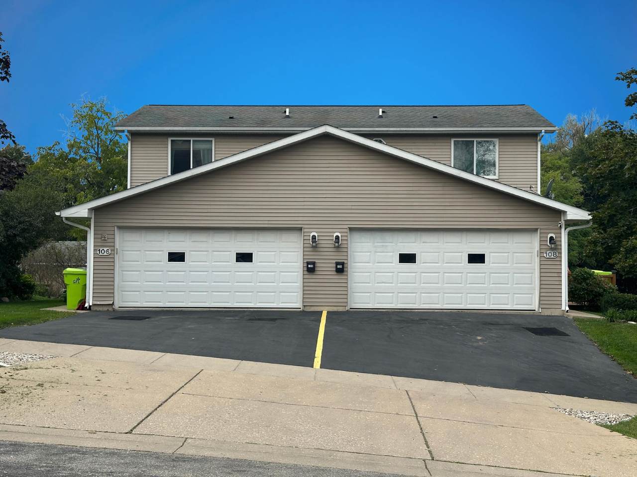 108 Terrace St - Photo 1