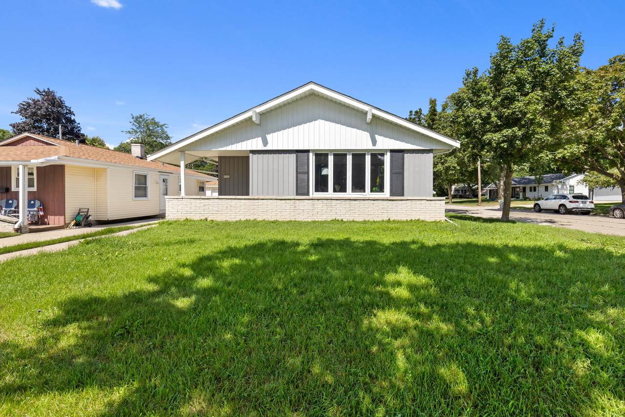 9600 Morgan Ave - Photo 1