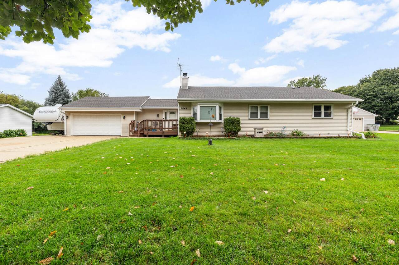 5845 119th St - Photo 1