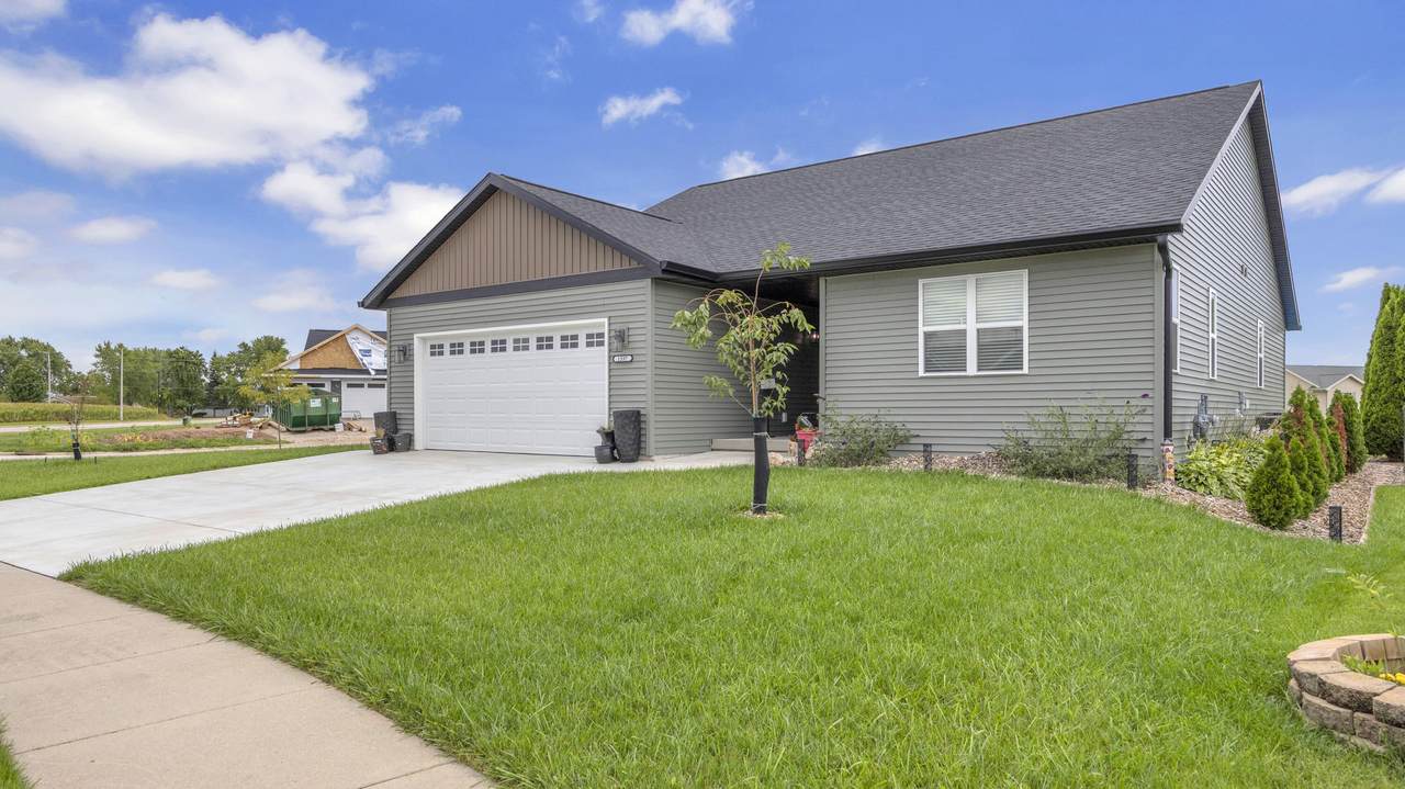 1397 Westwood Ave - Photo 1