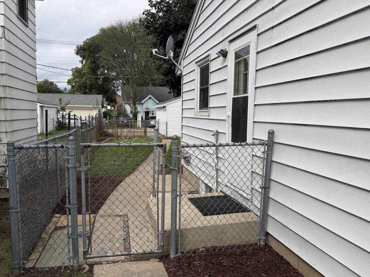 https://bt-photos.global.ssl.fastly.net/milwaukee/1280_boomver_1_1981663-2.jpg