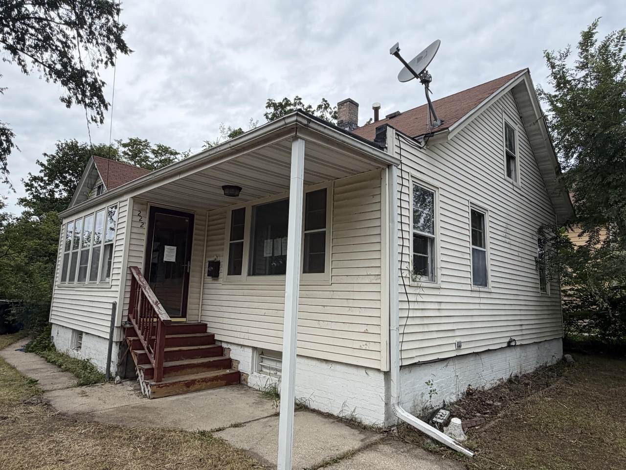 222 Harrison St - Photo 1