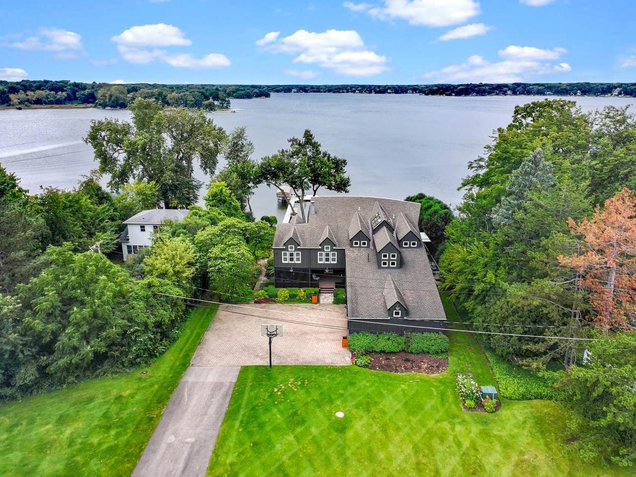 https://bt-photos.global.ssl.fastly.net/milwaukee/1280_boomver_1_1981917-2.jpg