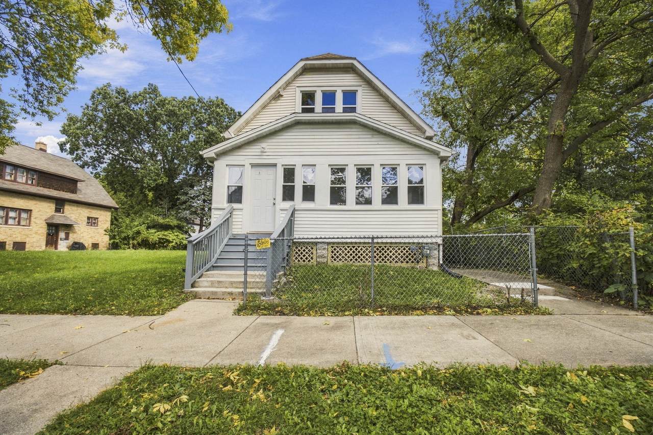 3406 2nd St - Photo 1