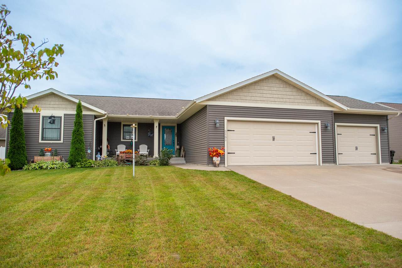 2161 River Trail Ave - Photo 1