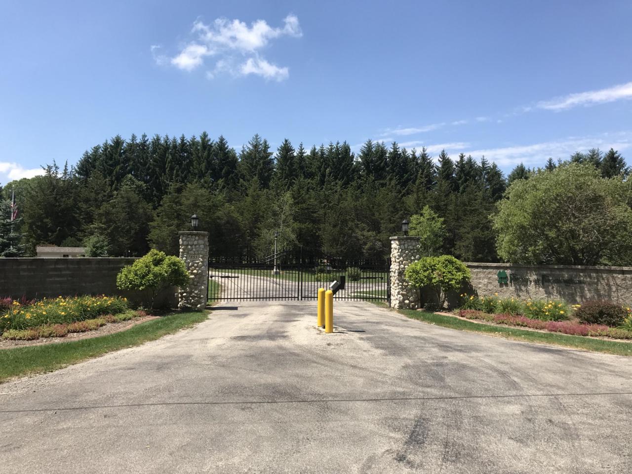 7855 Indian Lore Rd - Photo 1
