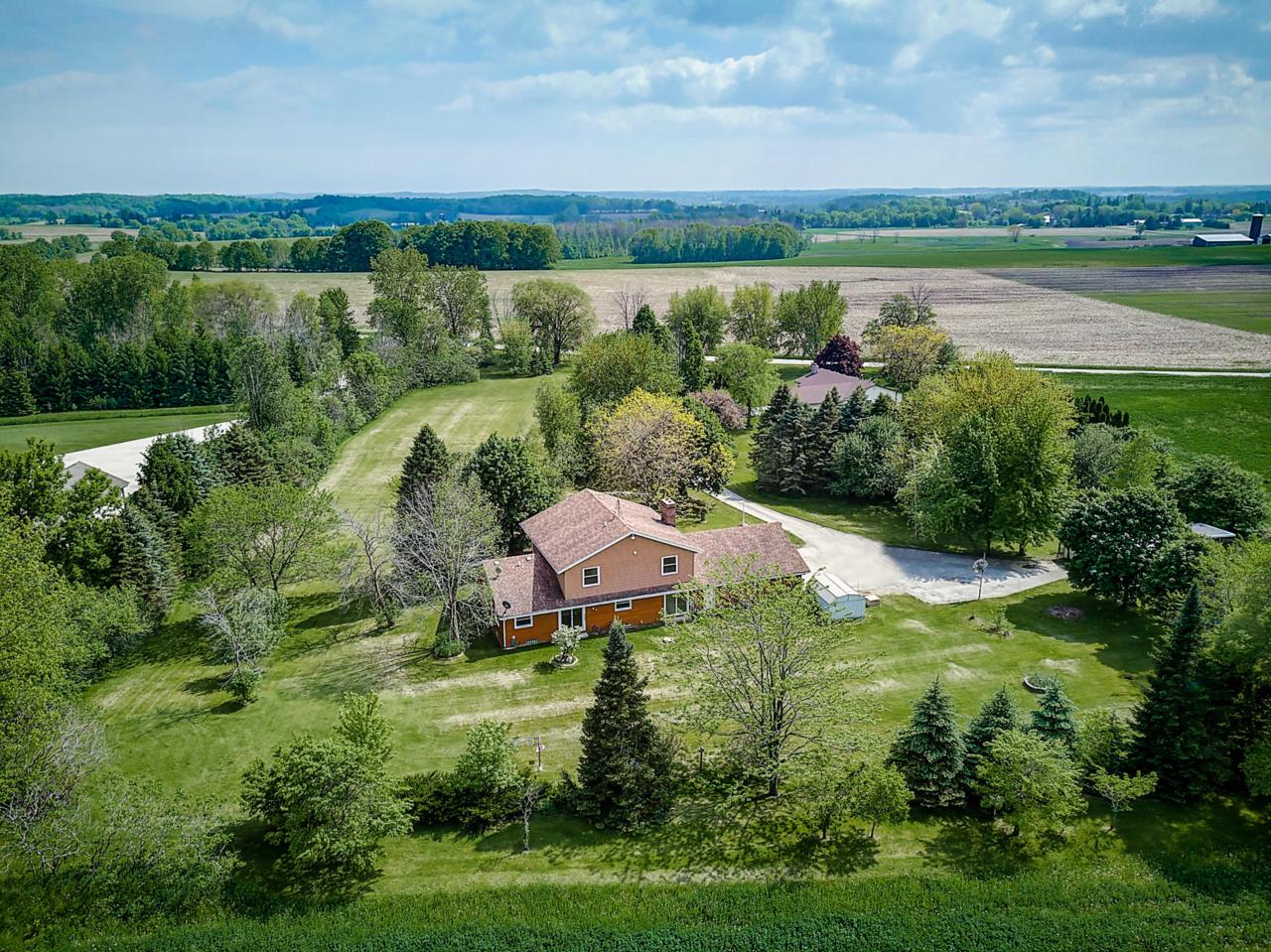 328 Kohler Dr - Photo 1