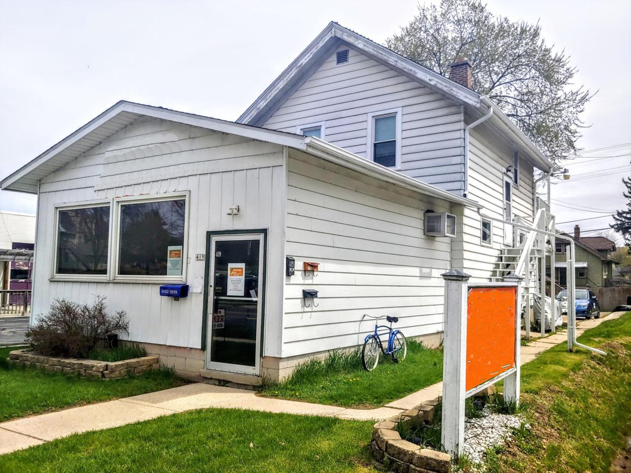 419 Main St - Photo 1