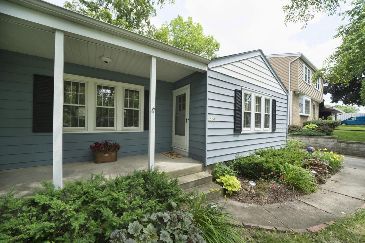 508 114th St - Photo 1