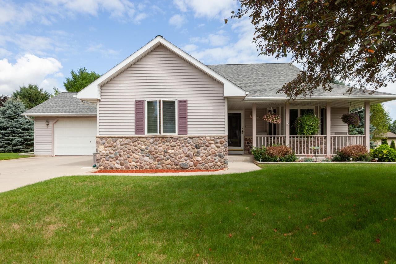 524 Redwing Ct - Photo 1