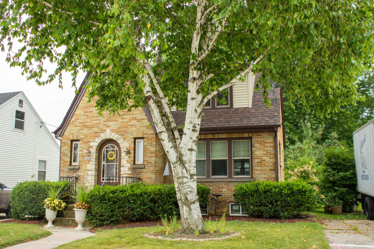 1527 North Ave - Photo 1